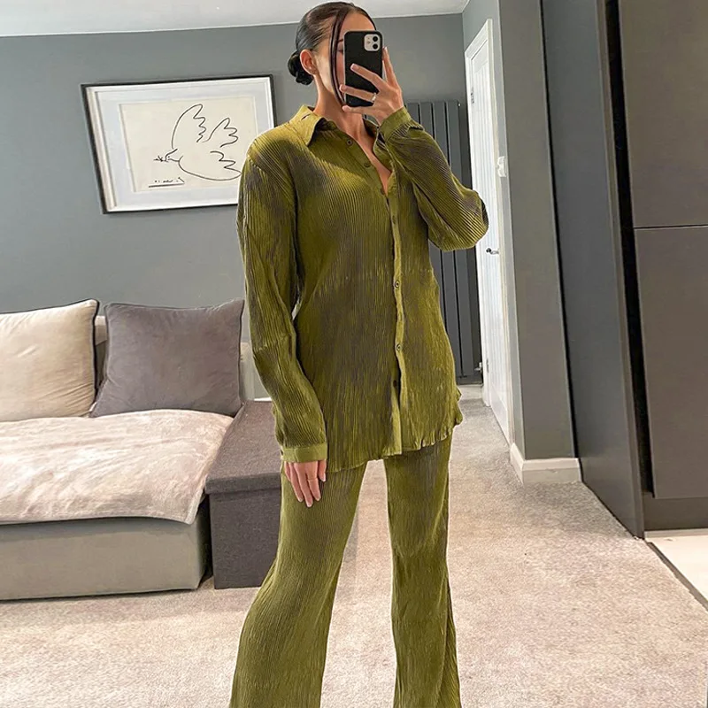 Women Sexy Button Long Sleeve Shirt Top + Wide Leg Pants Loose Tracksuit Women Lady Suits Elegant Solid Pleated 2 Piece Set
Women Sexy Button Long Sleeve Shirt Top + Wide Leg Pants Loose Tracksuit Women Lady Suits Elegant Solid Pleated 2 Piece Set