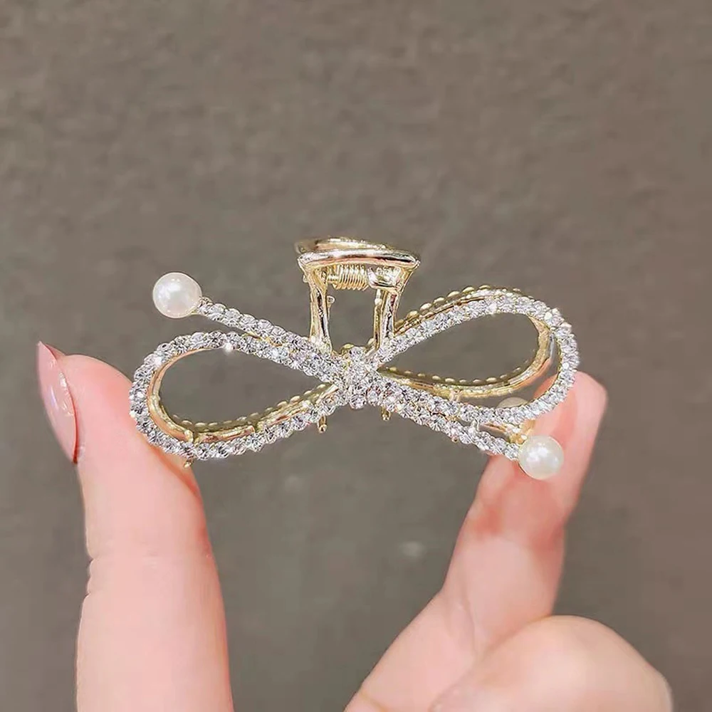 Korean Mini Hair Accessories Rhinestone Crystal Ponytail Holder Hair Crab Clip Bow Pearl Hair Claw
Korean Mini Hair Accessories Rhinestone Crystal Ponytail Holder Hair Crab Clip Bow Pearl Hair Claw
