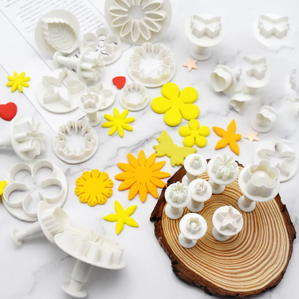 33pcs Cylindrical Cutter Complete Set Molds Multi-Style Cookies Cutter Stamp Baking Embossing Mould For Home Baking Tools
33pcs Cylindrical Cutter Complete Set Molds Multi-Style Cookies Cutter Stamp Baking Embossing Mould For Home Baking Tools