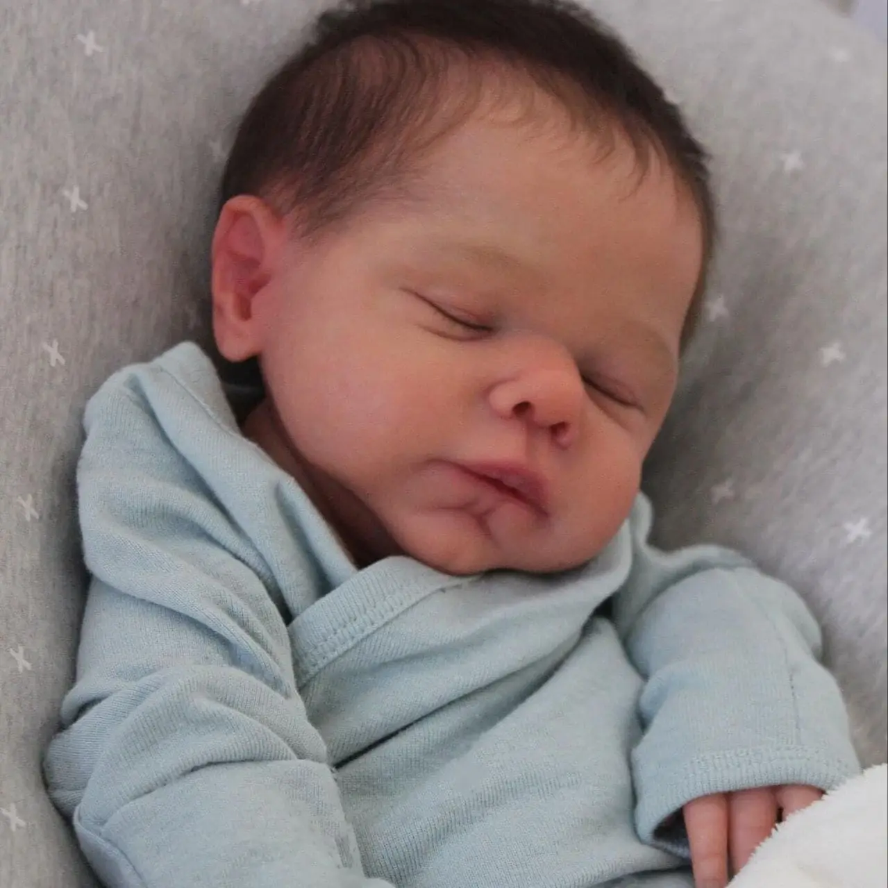 20Inch Lifelike Already Painted Reborn Dolls marley 3D Skin Baby Real Alive Newborn Dolls Toy Figure Kids Girl Gift
20Inch Lifelike Already Painted Reborn Dolls marley 3D Skin Baby Real Alive Newborn Dolls Toy Figure Kids Girl Gift