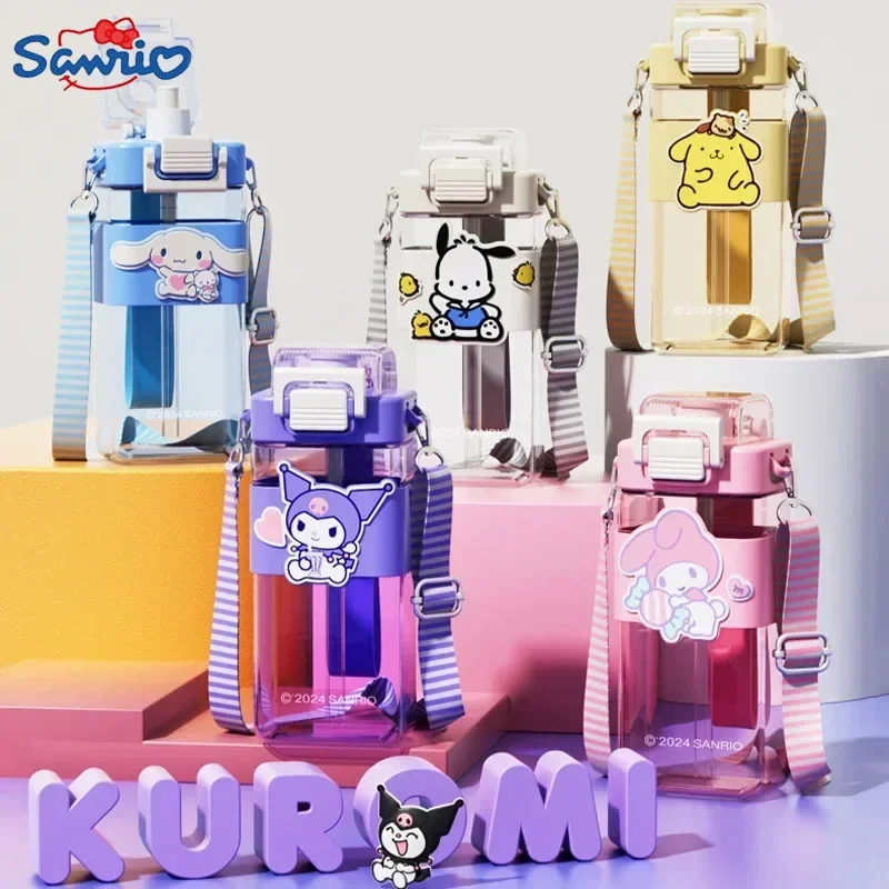 650 мл Sanrio Kuromi Melody Cinnamoroll пластиковая чашка для воды Удобная диагональная соломенная чашка мультяшный милый и термостойкий чайник
650 мл Sanrio Kuromi Melody Cinnamoroll пластиковая чашка для воды Удобная диагональная соломенная чашка мультяшный милый и термостойкий чайник