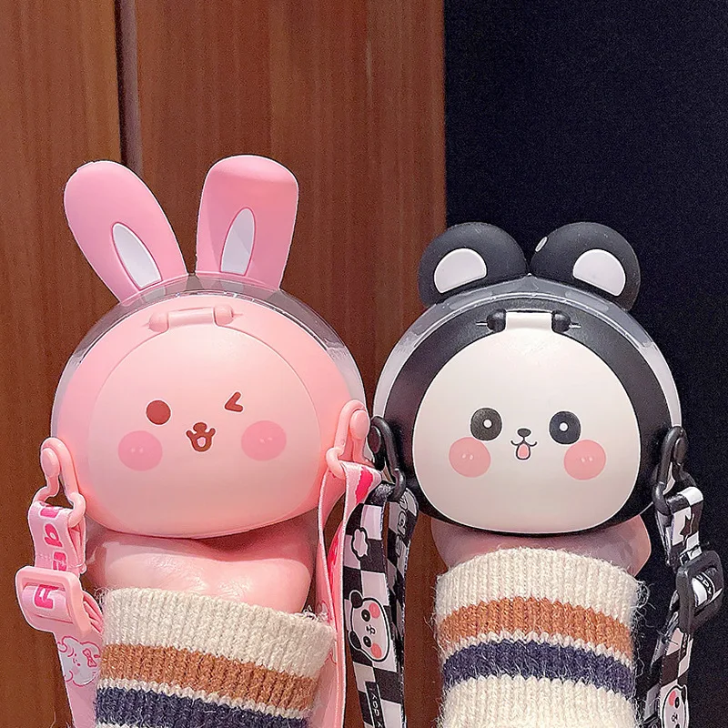 17cm Kawaii Girls High Appearance Level Summer Plastic Straw Cup Children's Cartoon Large Capacity Portable Creative Water Cup
17cm Kawaii Girls High Appearance Level Summer Plastic Straw Cup Children's Cartoon Large Capacity Portable Creative Water Cup