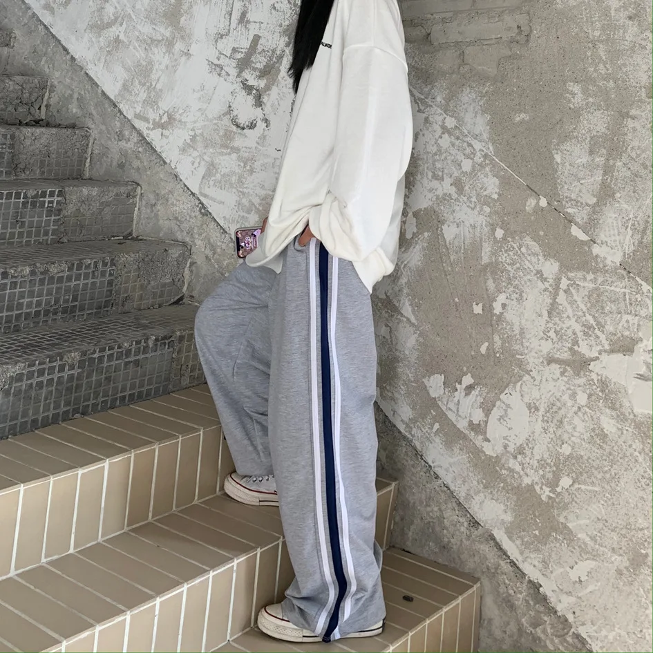 Women's Pants Summer Striped Pattern Elastic High Waist Trousers for Female Loose Casual Women Sweatpants Korean Fashion
Women's Pants Summer Striped Pattern Elastic High Waist Trousers for Female Loose Casual Women Sweatpants Korean Fashion