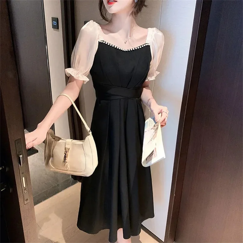 

M-4XL Women's French Light Luxury Temperament Dress 2023 Summer New Western Style Thin and Age-Reducing Temperament Red Dress