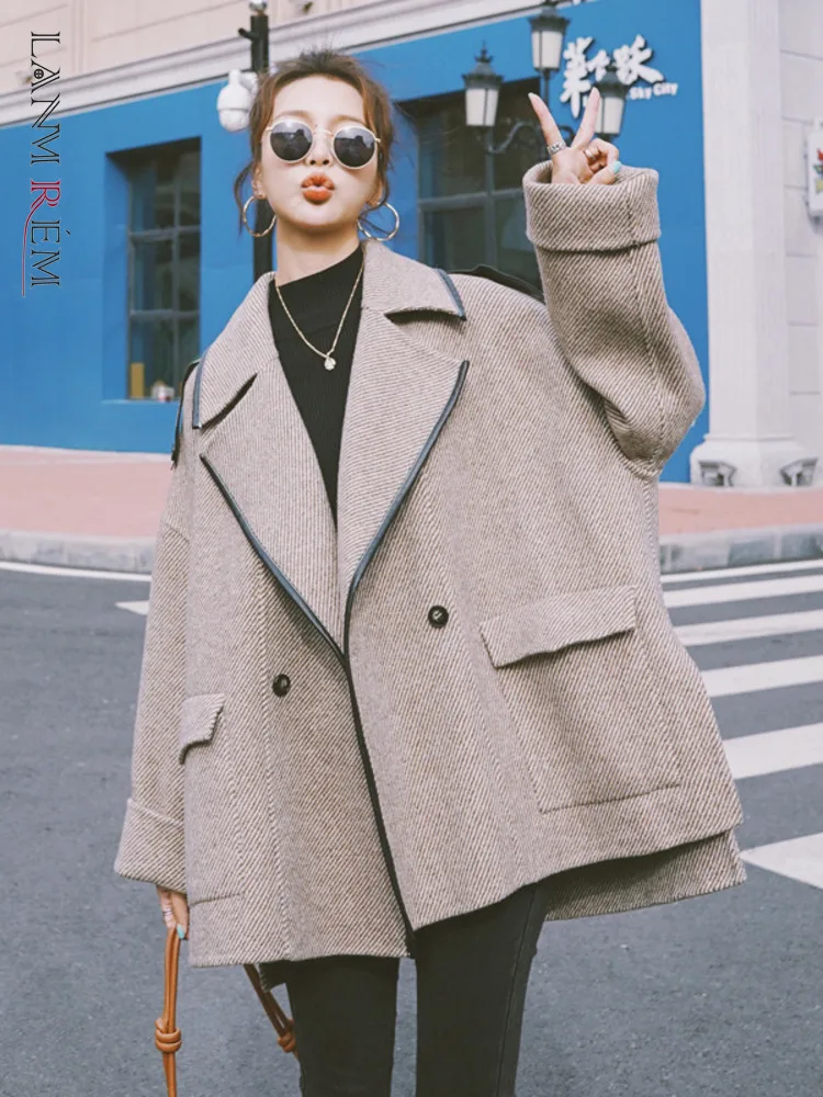 LANMREM Woolen Coat Women's Loose Temperament Lapel Coats Female Fashion Streetwear Clothing 2023 New Autumn Winter2J565
LANMREM Woolen Coat Women's Loose Temperament Lapel Coats Female Fashion Streetwear Clothing 2023 New Autumn Winter2J565