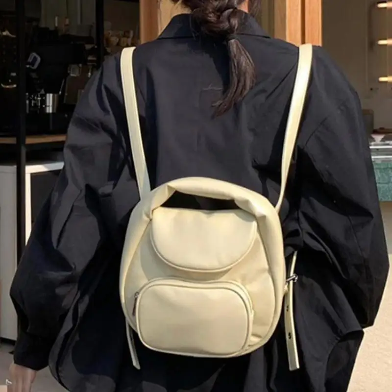 2023 New Original Niche Design Patent Leather Glossy Pure Cotton Shoulder Bag Casual Fashion Simple Versatile Crossbody Bag Tide
2023 New Original Niche Design Patent Leather Glossy Pure Cotton Shoulder Bag Casual Fashion Simple Versatile Crossbody Bag Tide