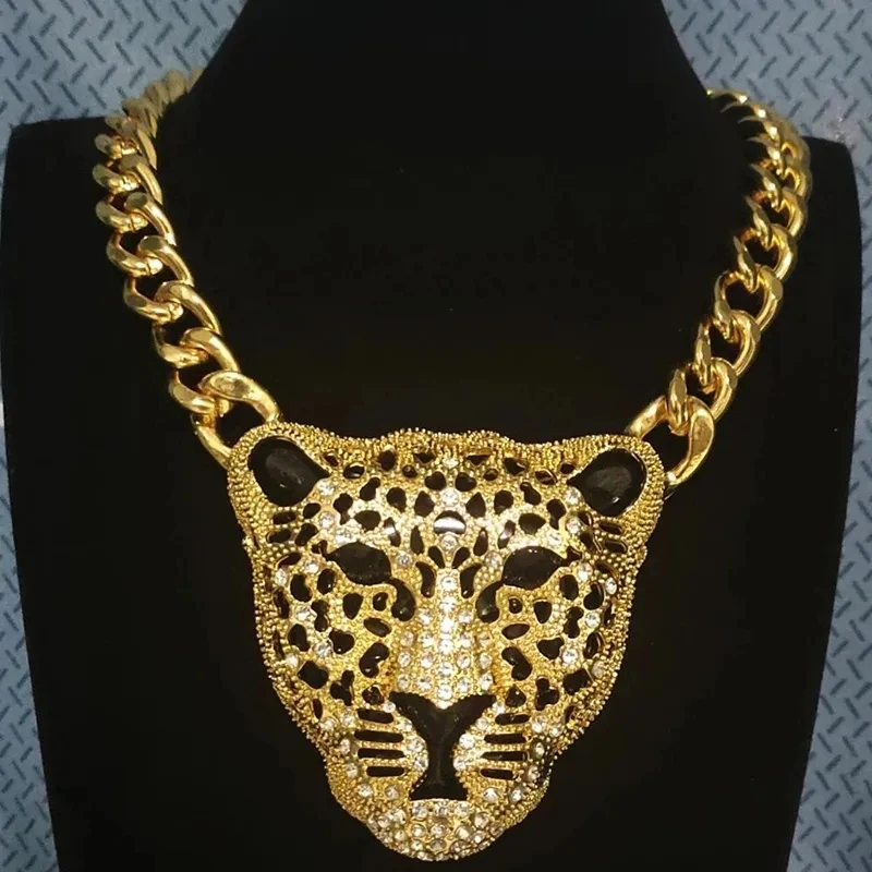 Halloween Leopard Head Iced Out Pendant Necklace For Women Hip Hop Jewelry Mens Cuban Link Chain Gothi Trend Jewelry Gift
Halloween Leopard Head Iced Out Pendant Necklace For Women Hip Hop Jewelry Mens Cuban Link Chain Gothi Trend Jewelry Gift