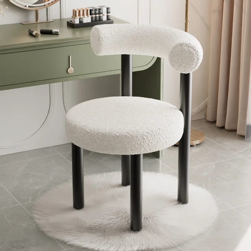 Simple Lamb Wool Leisure Chair Balcony Bedroom Cream Style Backrest Elbow Dressing Stool Internet Celebrity Household Chair
Simple Lamb Wool Leisure Chair Balcony Bedroom Cream Style Backrest Elbow Dressing Stool Internet Celebrity Household Chair