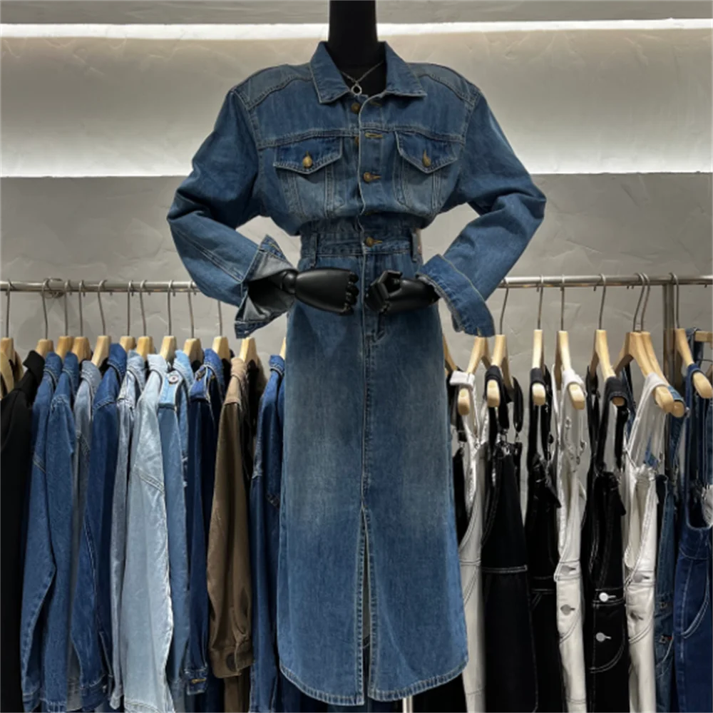 Long Denim dress Women 2023 Spring New single-breasted Fashion Leisure A line Long sleeves pocket coat
Long Denim dress Women 2023 Spring New single-breasted Fashion Leisure A line Long sleeves pocket coat