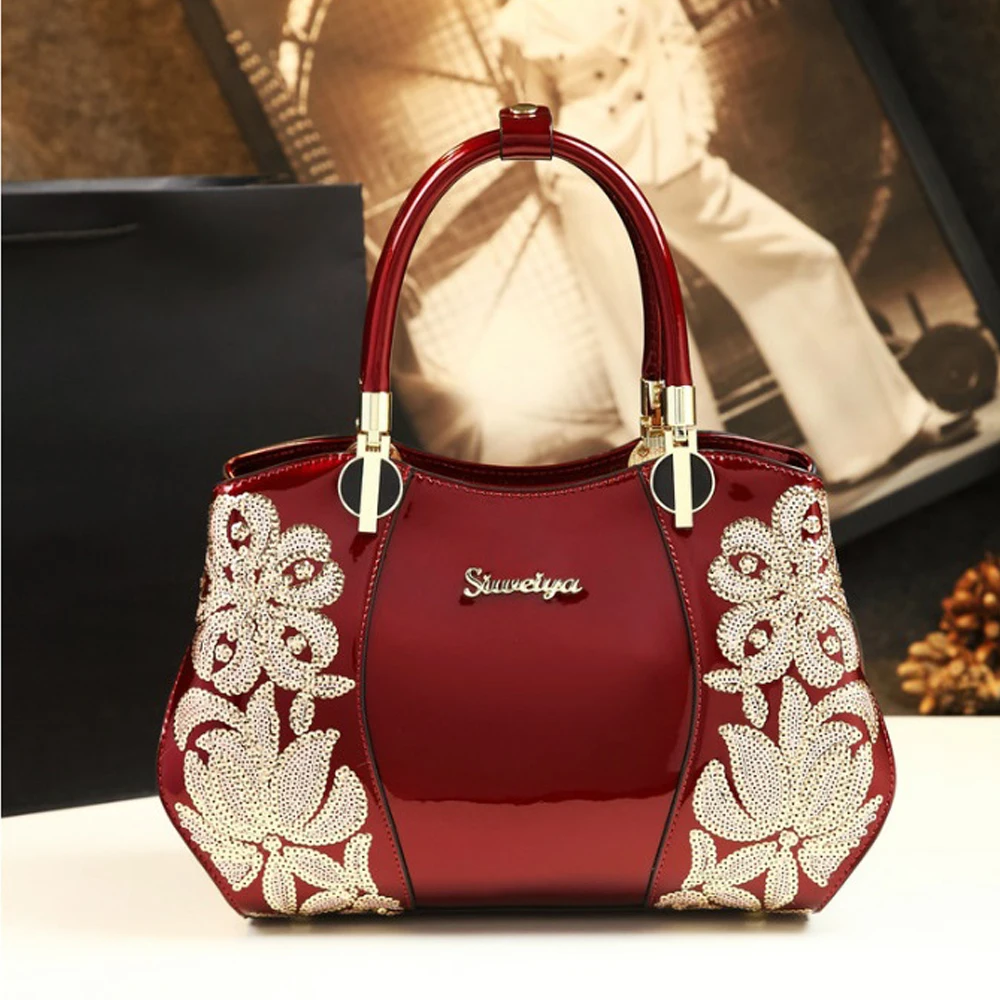 Women Handbag Beaded Embroidery Bag Lacquer Leather Handbags For Women Designer Luxury Boston Bag Cross-Shoulder Bag
Women Handbag Beaded Embroidery Bag Lacquer Leather Handbags For Women Designer Luxury Boston Bag Cross-Shoulder Bag