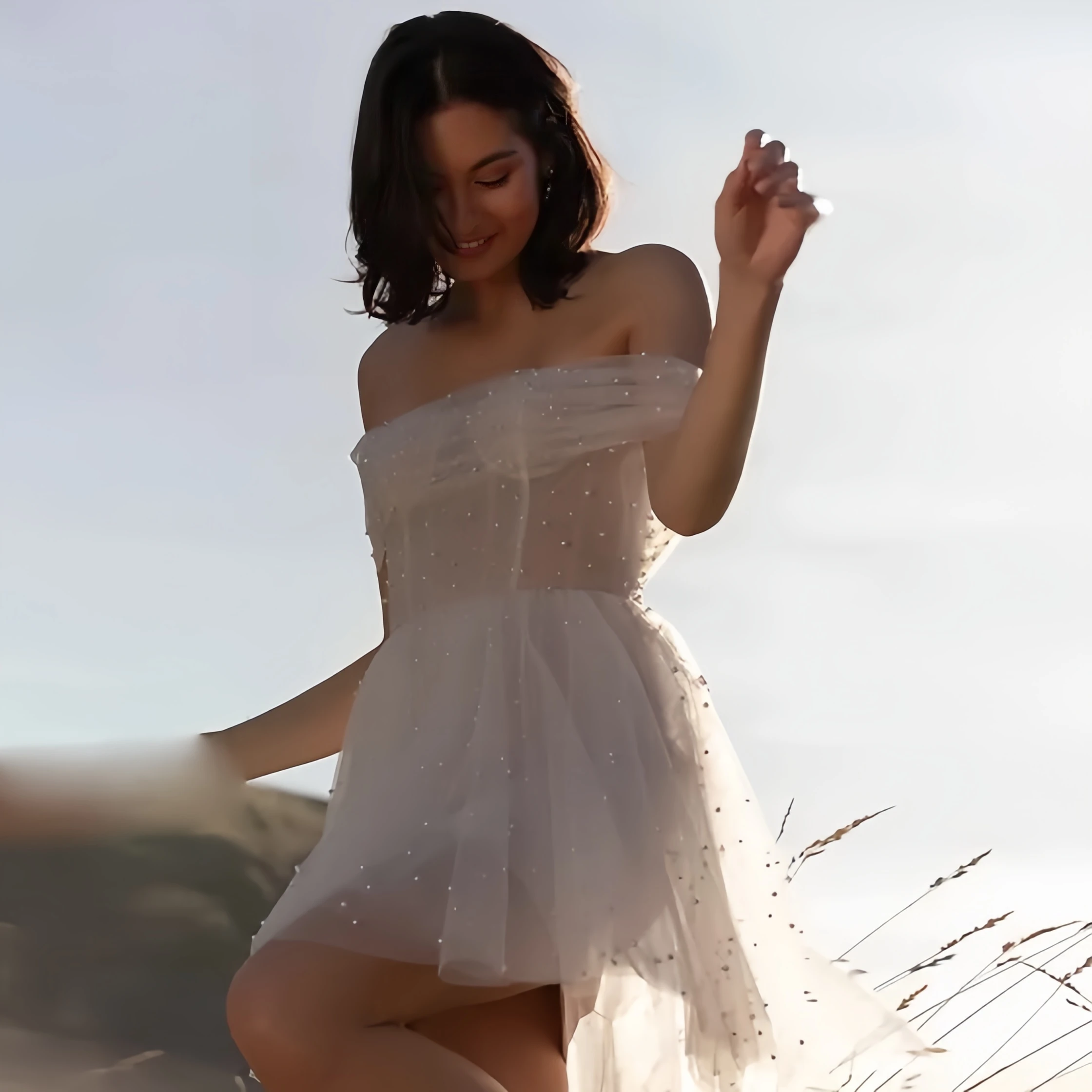 Simple Pearls Wedding Dress for Women Boat Neck Sleeveless Bridal Gowns Off Shoulder Beading Short Vestido De Noiva
Simple Pearls Wedding Dress for Women Boat Neck Sleeveless Bridal Gowns Off Shoulder Beading Short Vestido De Noiva