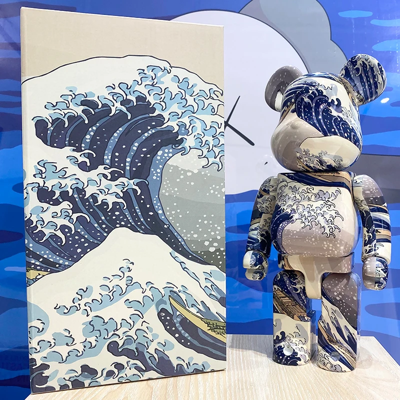 Bearbrick 400% Surf JINX Basqiat Moon Building Block Bear Desktop Ornament Decorative Toy Doll 28cm Height Christmas Gift
Bearbrick 400% Surf JINX Basqiat Moon Building Block Bear Desktop Ornament Decorative Toy Doll 28cm Height Christmas Gift