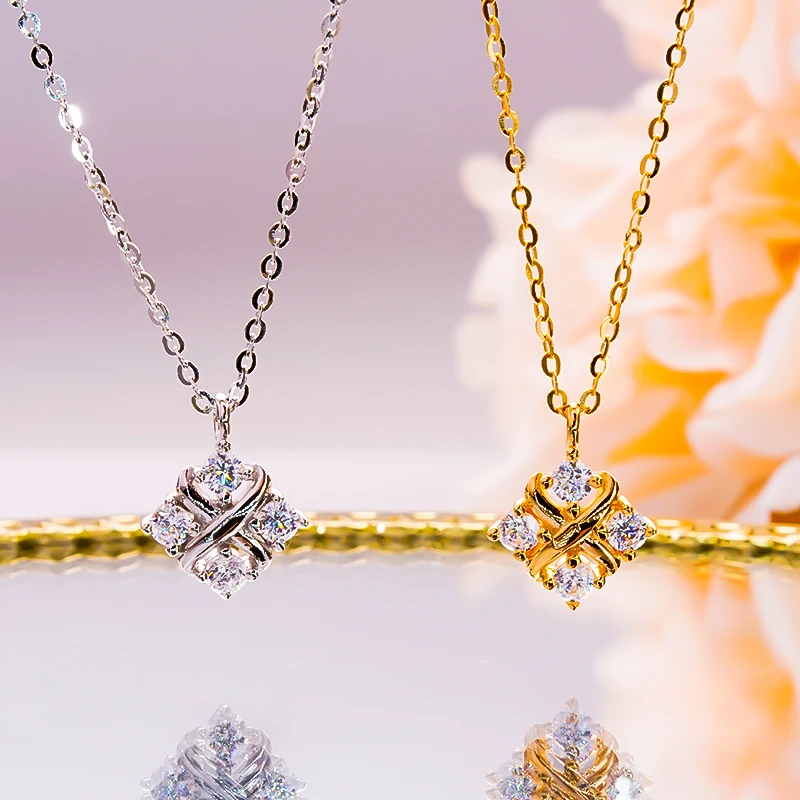 2023 New Cross Pendant Necklace High Carbon Diamond S925 Sterling Silver with Gold Plated for Women Clavicle Chain Fine Jewelry
2023 New Cross Pendant Necklace High Carbon Diamond S925 Sterling Silver with Gold Plated for Women Clavicle Chain Fine Jewelry