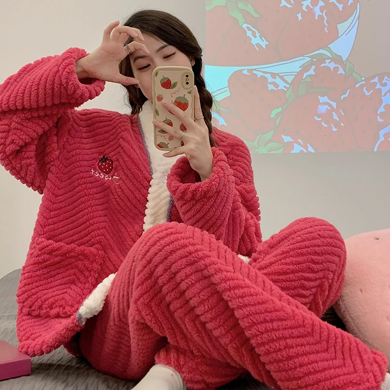 Sweet Pajamas Set For Women Winter Thicken Sleepwear Girl Coral Fleece Leisure wear Cute Pijama Night Wears With Pocket
Sweet Pajamas Set For Women Winter Thicken Sleepwear Girl Coral Fleece Leisure wear Cute Pijama Night Wears With Pocket