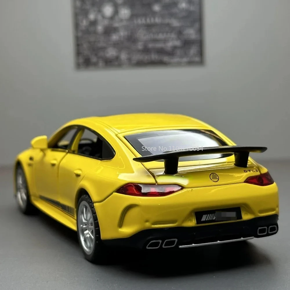 

Модель автомобиля GT63 из сплава в масштабе 1/32, игрушка, имитация литого света со звуком и фотомагнитами, игрушки для детей, подарки на день рождения