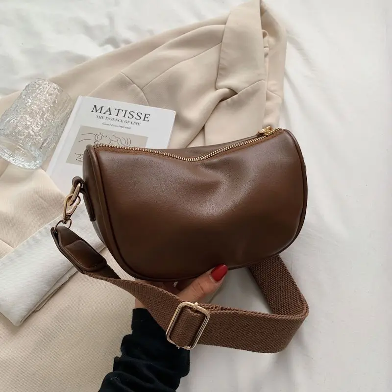 Модная сумка, новые маленькие сумки через плечо для женщин 2024, Высококачественная однотонная сумка через плечо из искусственной кожи, Женская Роскошная сумка-мессенджер E769 
Модная сумка, новые маленькие сумки через плечо для женщин 2024, Высококачественная однотонная сумка через плечо из искусственной кожи, Женская Роскошная сумка-мессенджер E769