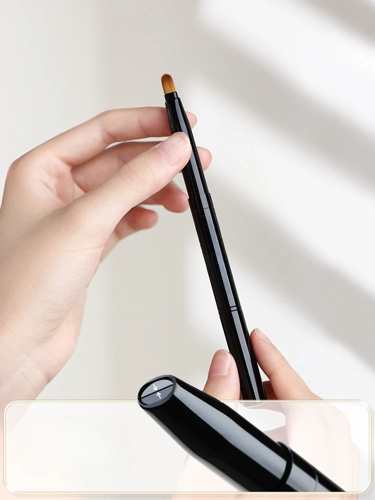 Double-Headed Lip Brush Blooming Lip Balm Lacquer Telescopic and Portable Mini Makeup with Brush
Double-Headed Lip Brush Blooming Lip Balm Lacquer Telescopic and Portable Mini Makeup with Brush