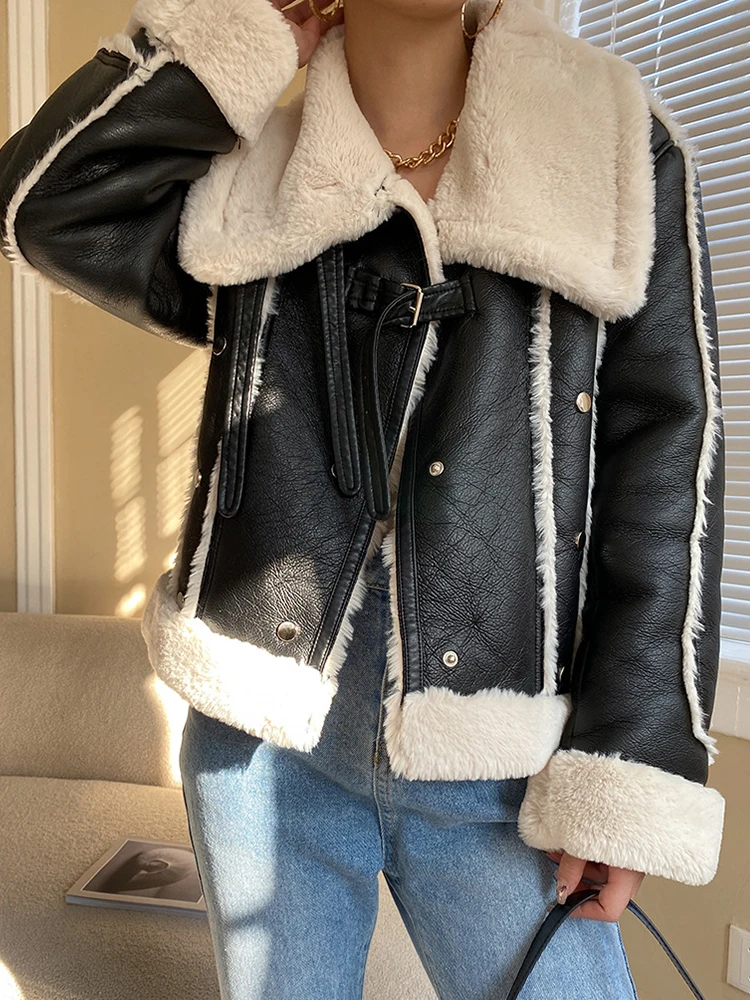 Streetwear Women Thick Warm Parka Faux Leather Fur Jacket Autumn Winter Waterproof Coat Female Motorcycle Biker Coat Outwear
Streetwear Women Thick Warm Parka Faux Leather Fur Jacket Autumn Winter Waterproof Coat Female Motorcycle Biker Coat Outwear