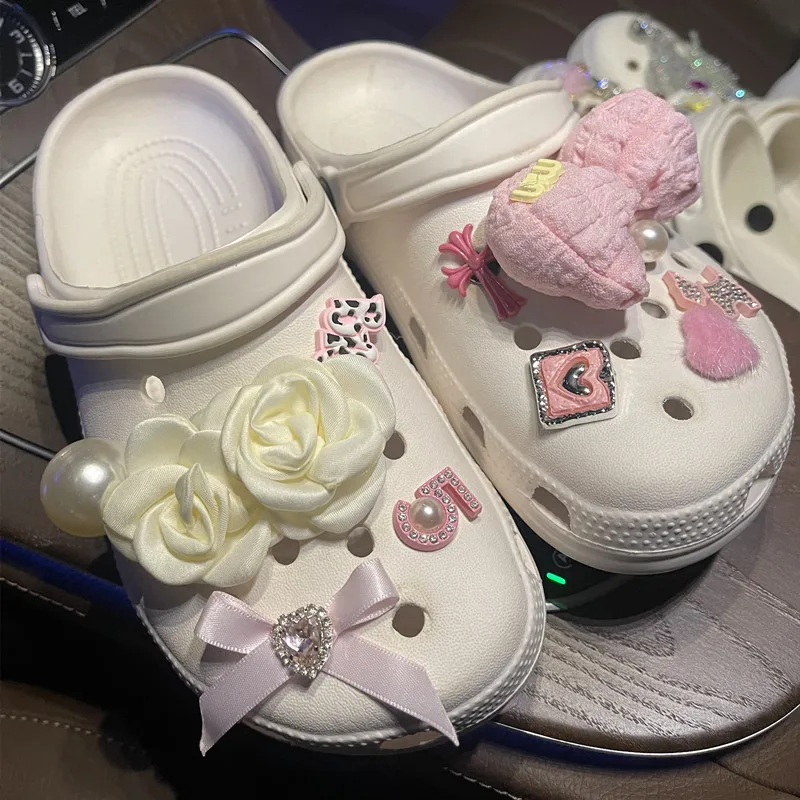 Hot sales Shoe Charms for DIY Ballet Ribbon Detachable Decoration Buckle for Shoe Charm Accessories Kids Party Woman Girls Gift
Hot sales Shoe Charms for DIY Ballet Ribbon Detachable Decoration Buckle for Shoe Charm Accessories Kids Party Woman Girls Gift