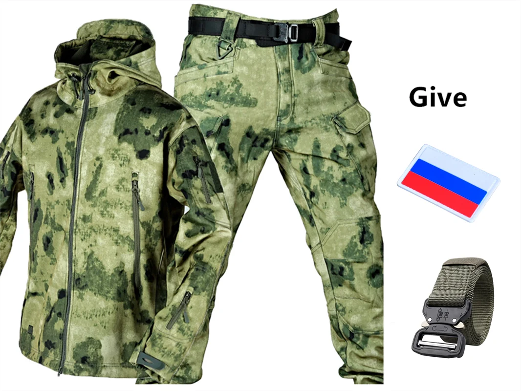 Complimentary Waistband and National Flag Armband Soft Shell Winter Thick Plush Waterproof Breathable Windproof Charging Suit 
Complimentary Waistband and National Flag Armband Soft Shell Winter Thick Plush Waterproof Breathable Windproof Charging Suit