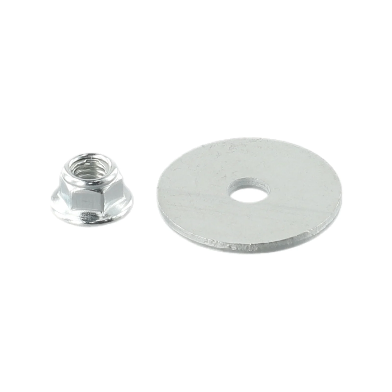 New Quality Durable Blade Base Trimmers Wear-resistance Replacement Accessory For Grass Trimmers Garden Power Tools
New Quality Durable Blade Base Trimmers Wear-resistance Replacement Accessory For Grass Trimmers Garden Power Tools