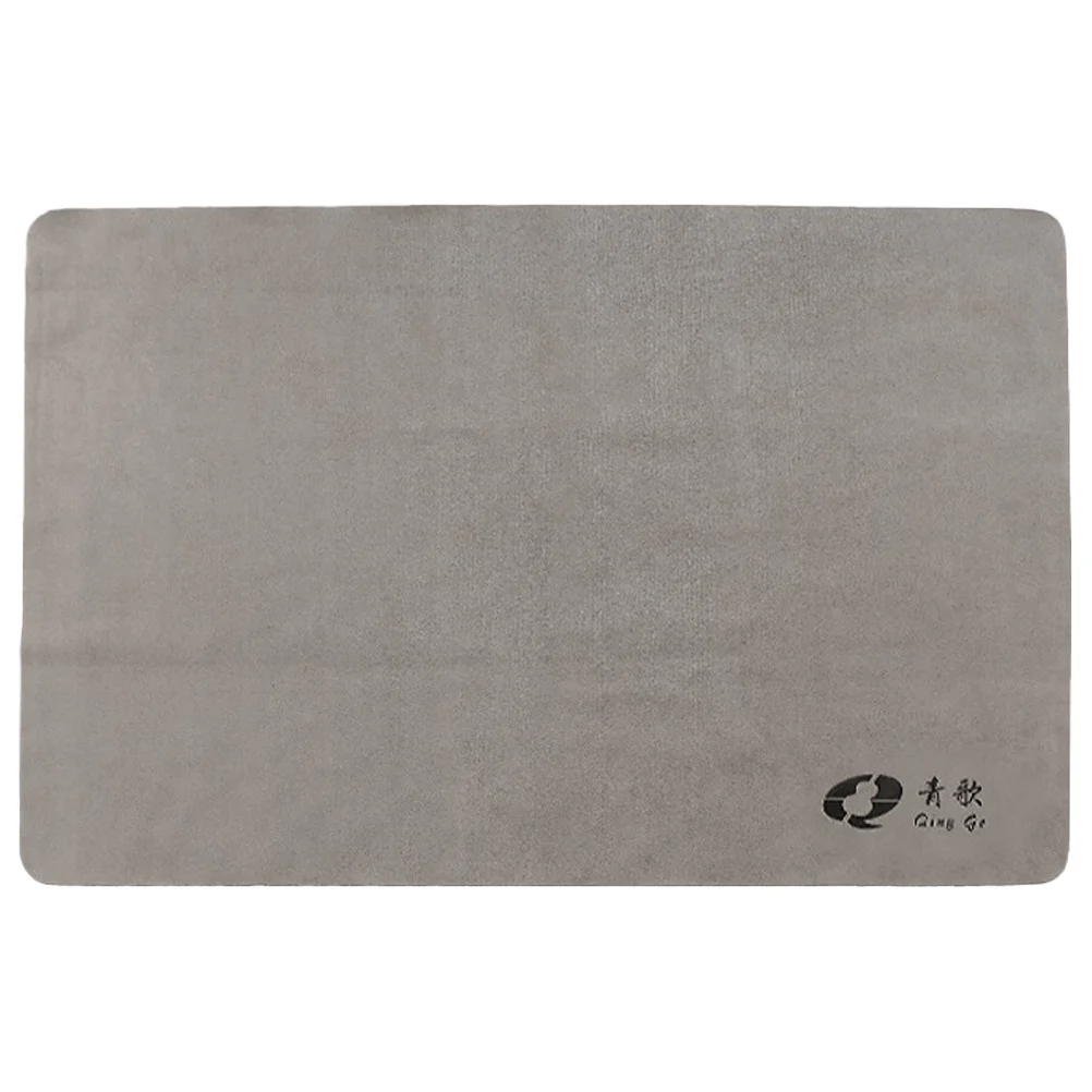 Musical Instrument Cleaning Cloth Guitar Polishing for Trumpet Cqb02 Suede Piano Lens Flute Cloths Instruments
Musical Instrument Cleaning Cloth Guitar Polishing for Trumpet Cqb02 Suede Piano Lens Flute Cloths Instruments