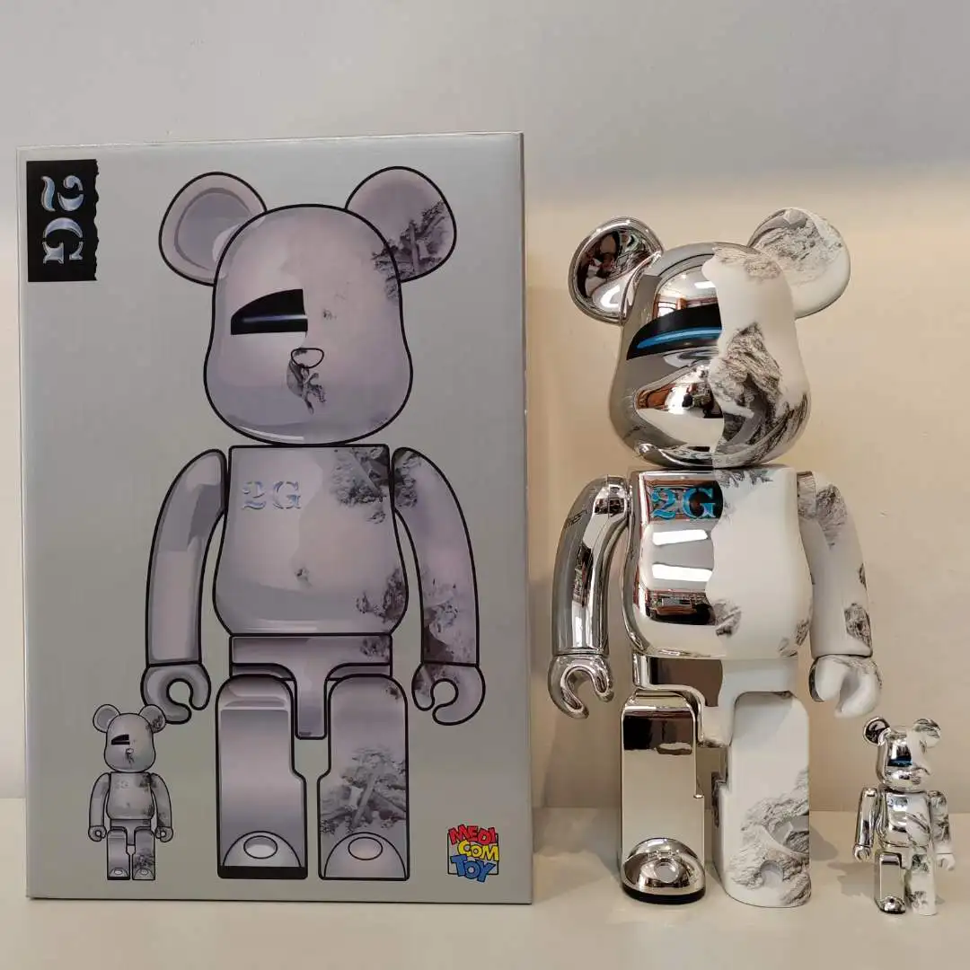 Bearbrick 400%+100% Electroplating Process SoKongshanji 2G Contains 28cm And 7cm Trendy Teddy Bear Advanced Collection Figure
Bearbrick 400%+100% Electroplating Process SoKongshanji 2G Contains 28cm And 7cm Trendy Teddy Bear Advanced Collection Figure