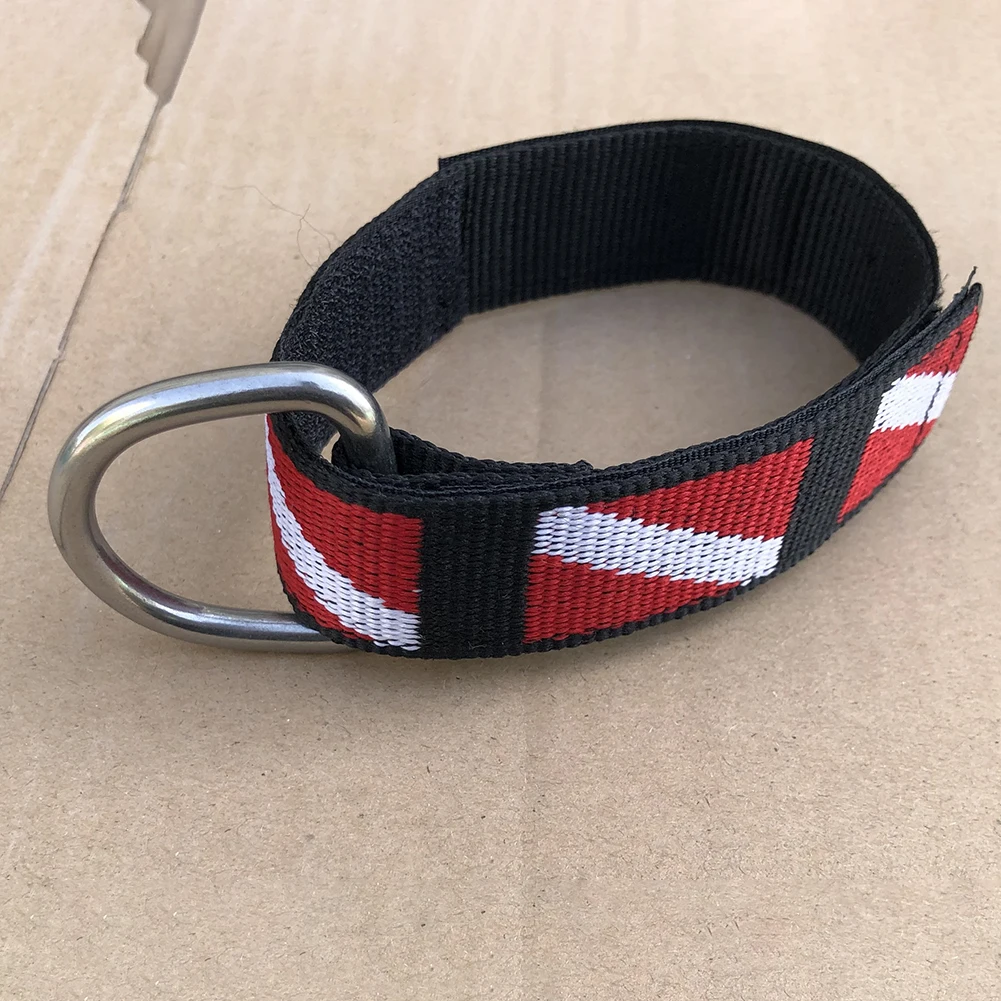 Quality Wrist Strap Diving Adjustable Beautiful Black Diving Flag Pattern Lanyard Nylon Stainless Steel D-Ring
Quality Wrist Strap Diving Adjustable Beautiful Black Diving Flag Pattern Lanyard Nylon Stainless Steel D-Ring