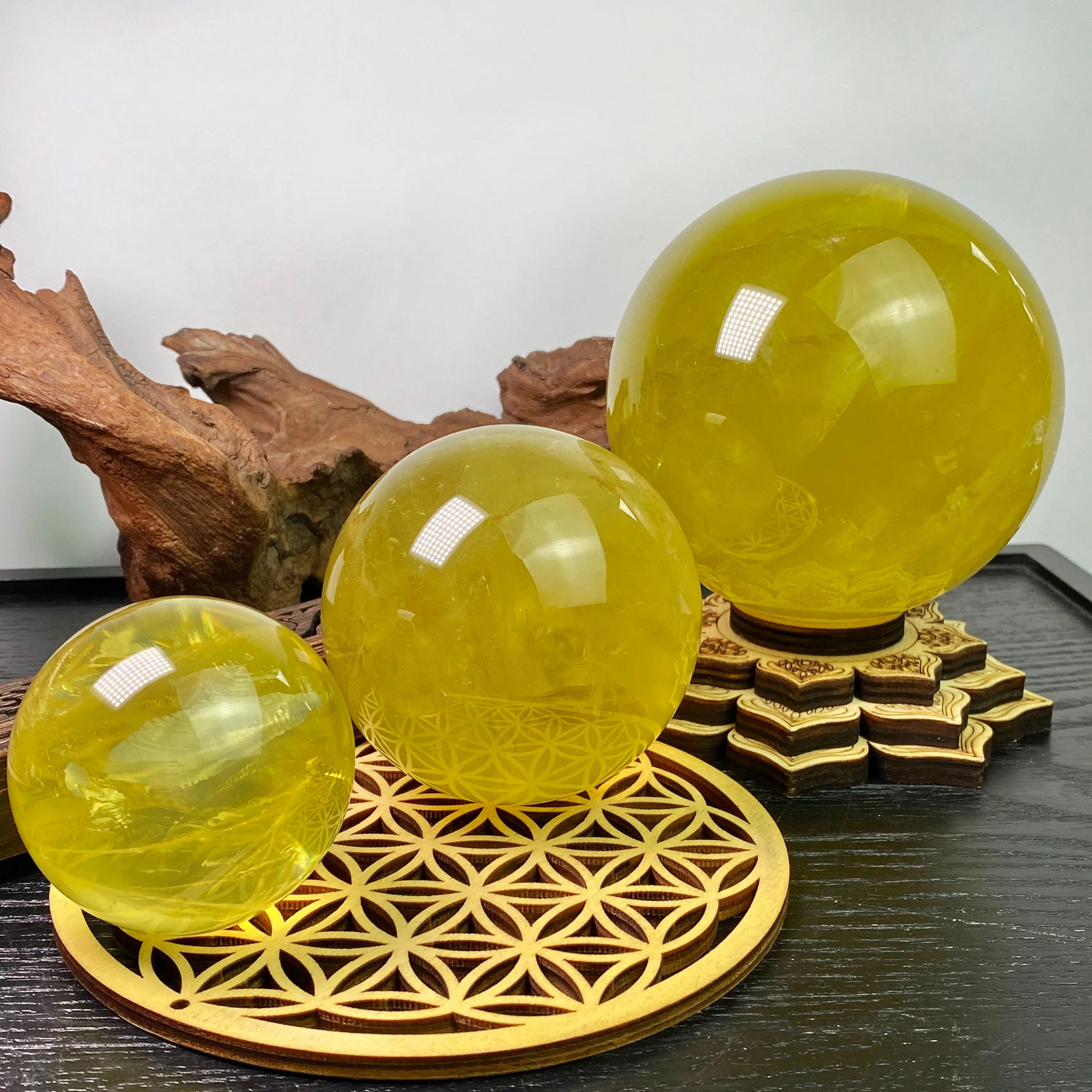 

Natural citrine quartz crystal sphere ball lemon yellow jelly body with rainbow starlight six-pointed star original stone polish