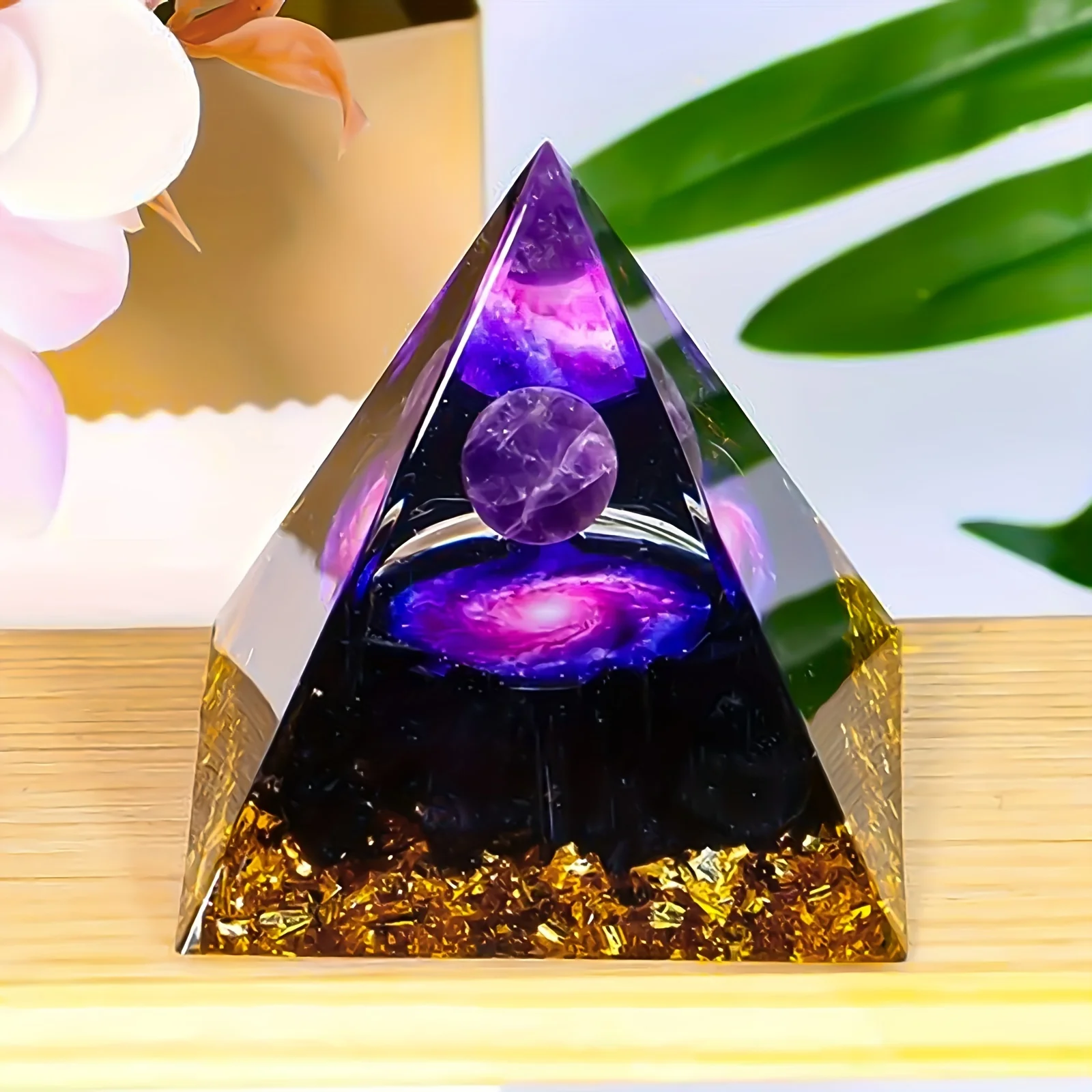 1pc Pyramid Of Positive Energy, Amethyst Crystal Ball With Protective Crystal Energy Generator, For Stress Relief, Healing Medit
1pc Pyramid Of Positive Energy, Amethyst Crystal Ball With Protective Crystal Energy Generator, For Stress Relief, Healing Medit