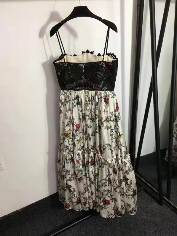 2023 New fashion good quality elegant temperament flower print lace strapless stitching suspender dress
2023 New fashion good quality elegant temperament flower print lace strapless stitching suspender dress