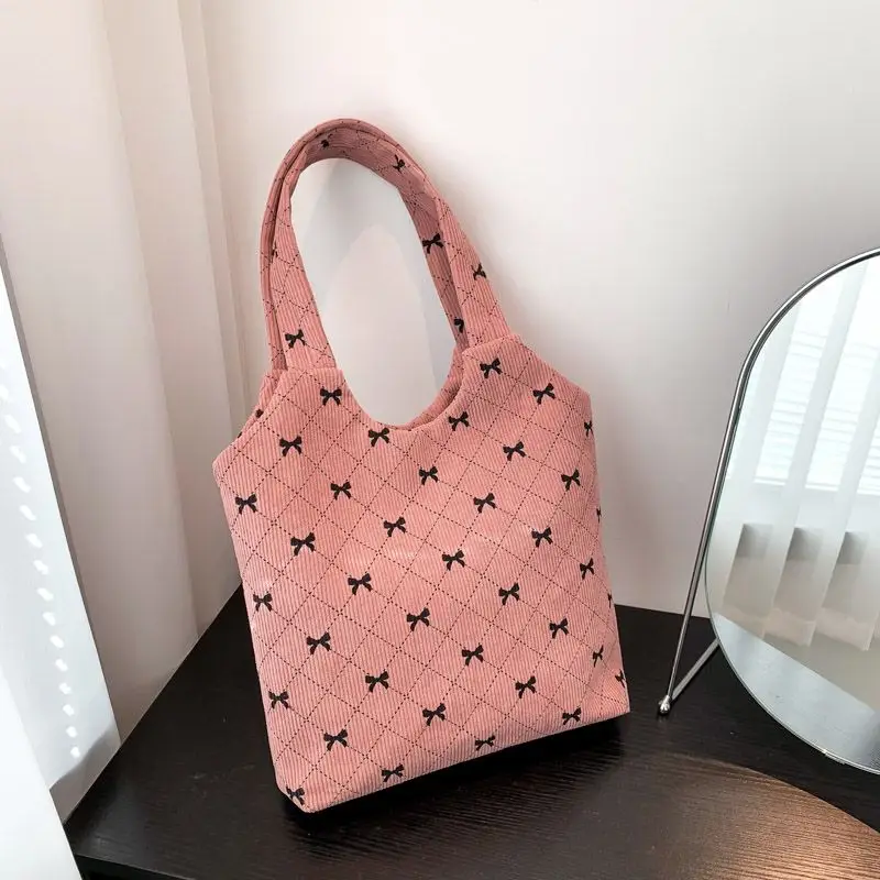 Retro Small Bag Women New Fashion Simple Striped Bucket Shoulder Bag Corduroy Versatile Bow Knot Student Tote Bag Shopping Bags
Retro Small Bag Women New Fashion Simple Striped Bucket Shoulder Bag Corduroy Versatile Bow Knot Student Tote Bag Shopping Bags
