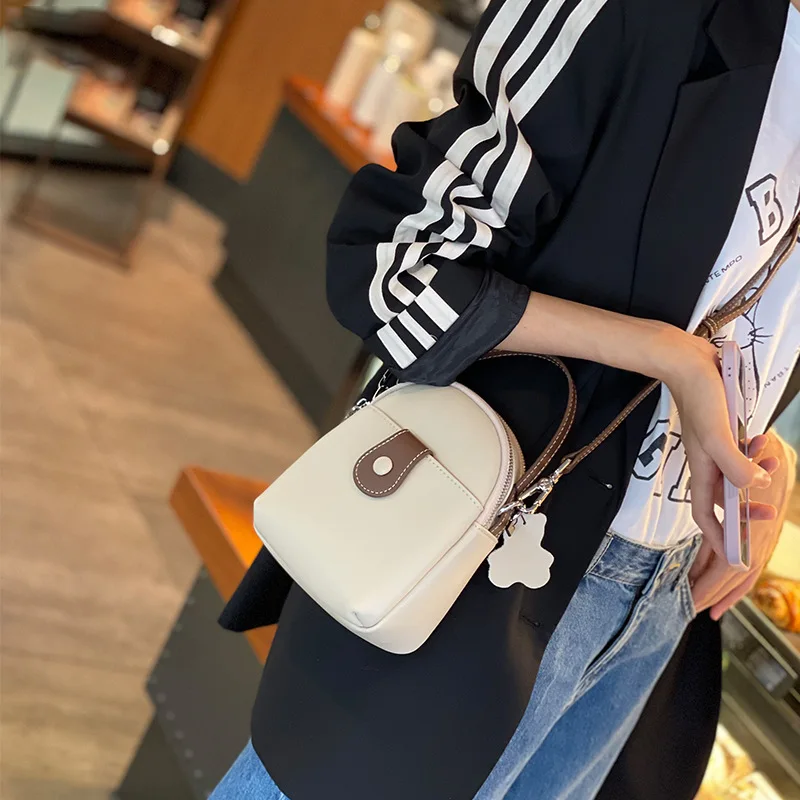 2022 New Genuine Leather Women's Bag Mobile Phone Bag Handbag, Multi compartment Soft Cowhide One Shoulder Crossbody Bag
2022 New Genuine Leather Women's Bag Mobile Phone Bag Handbag, Multi compartment Soft Cowhide One Shoulder Crossbody Bag