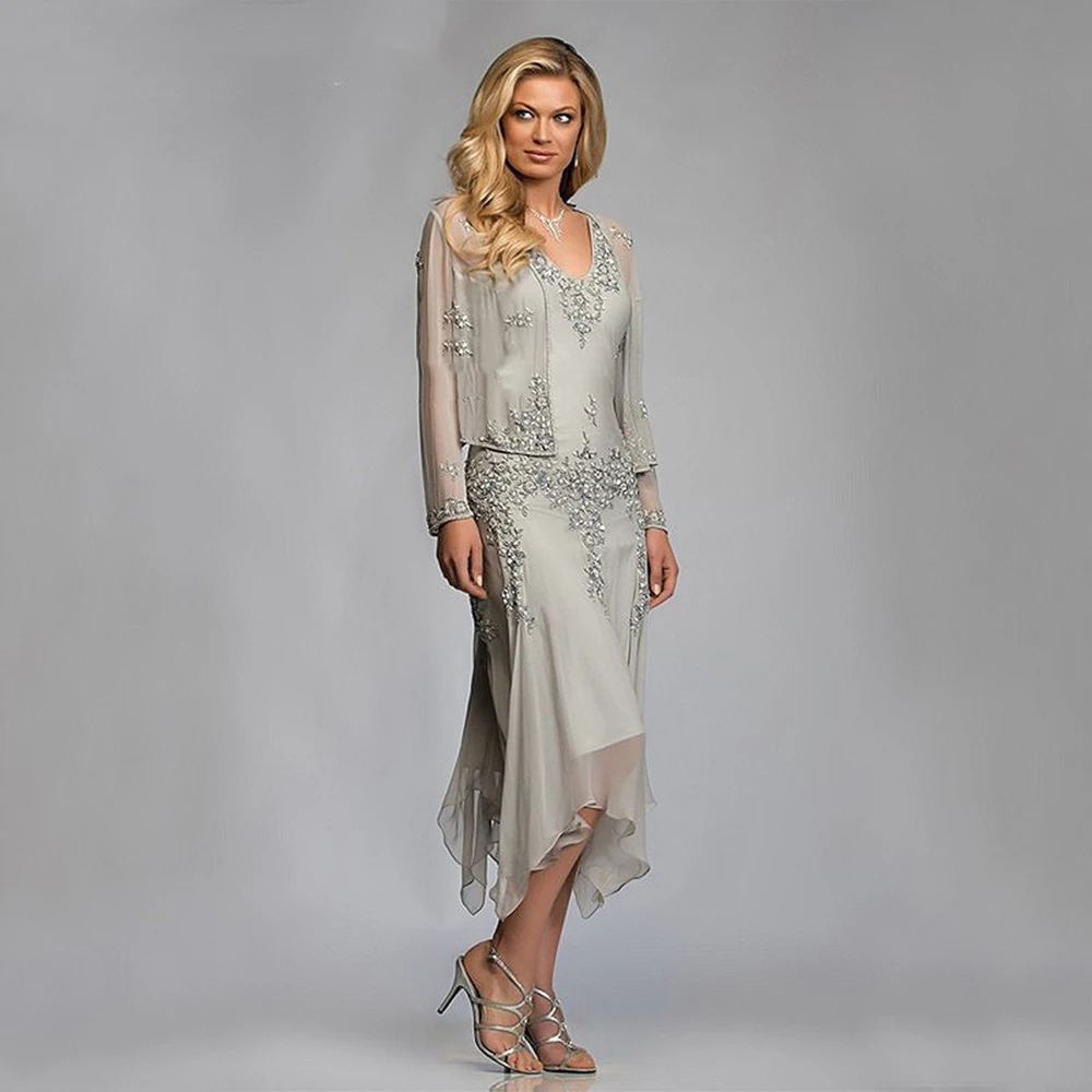 2022 Chiffon Mother of the Bride Groom Dresses with Jackets for Summer Wedding Party Gowns Tea Length Lace Godmother
2022 Chiffon Mother of the Bride Groom Dresses with Jackets for Summer Wedding Party Gowns Tea Length Lace Godmother