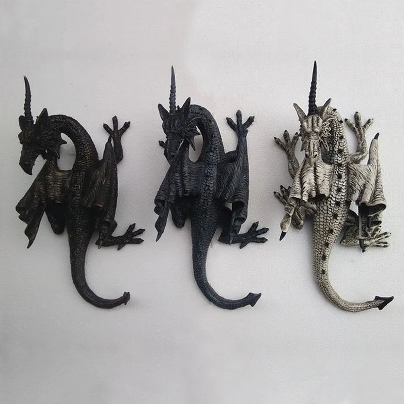 2023 1Pcs Black and White Flying Dragon Wall Pendant with Raised Head and Swayed Tail Garden Home Decoration Resin Crafts 
2023 1Pcs Black and White Flying Dragon Wall Pendant with Raised Head and Swayed Tail Garden Home Decoration Resin Crafts