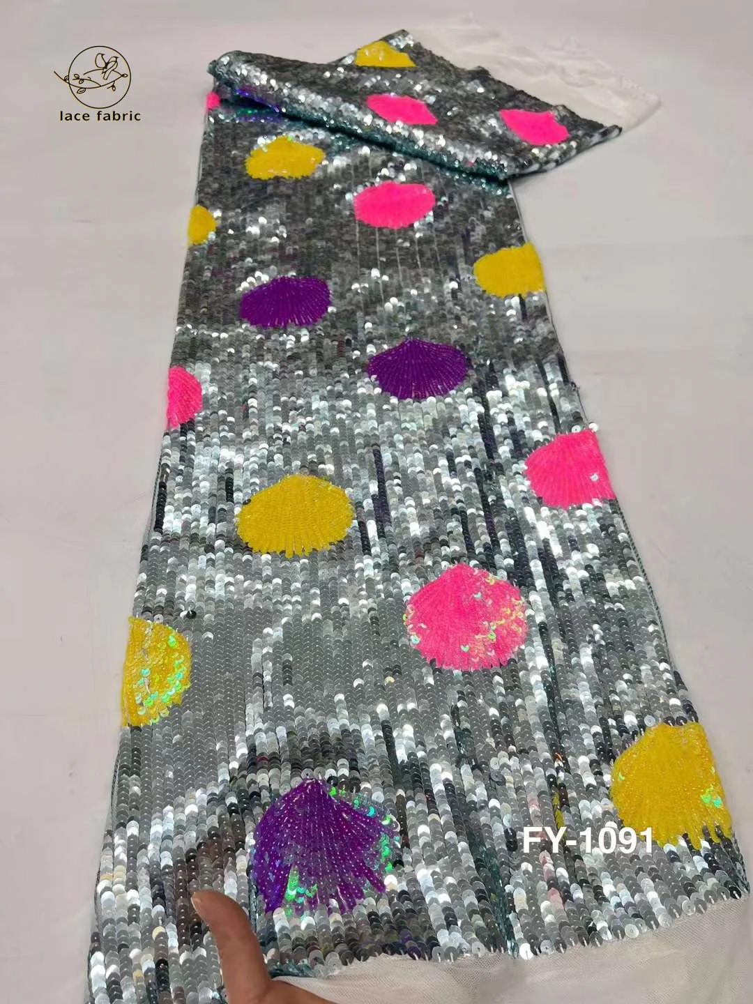 silver African Sequins Lace Fabric 2024 High Quality Tulle Lace French Nigerian Sequins Net Lace Fabric For Sewing Wedding Dress
silver African Sequins Lace Fabric 2024 High Quality Tulle Lace French Nigerian Sequins Net Lace Fabric For Sewing Wedding Dress