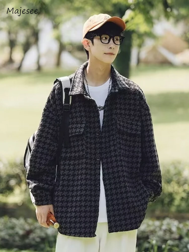 

Куртка мужская клетчатая с карманами, модная шикарная простая уличная одежда с отложным воротником, однобортная Студенческая одежда в Корейском стиле для пар
