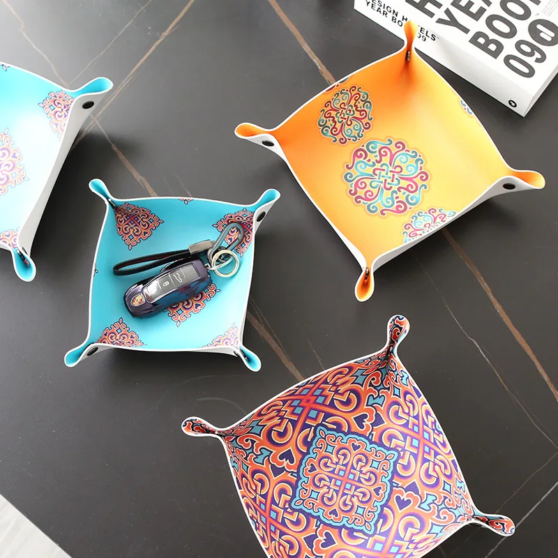 10PCS Desktop Storage Tray Leather Key Plate Home Decoration Dice Tray key Wallet Coins PU leather folding Storage Box Wholesale 
10PCS Desktop Storage Tray Leather Key Plate Home Decoration Dice Tray key Wallet Coins PU leather folding Storage Box Wholesale