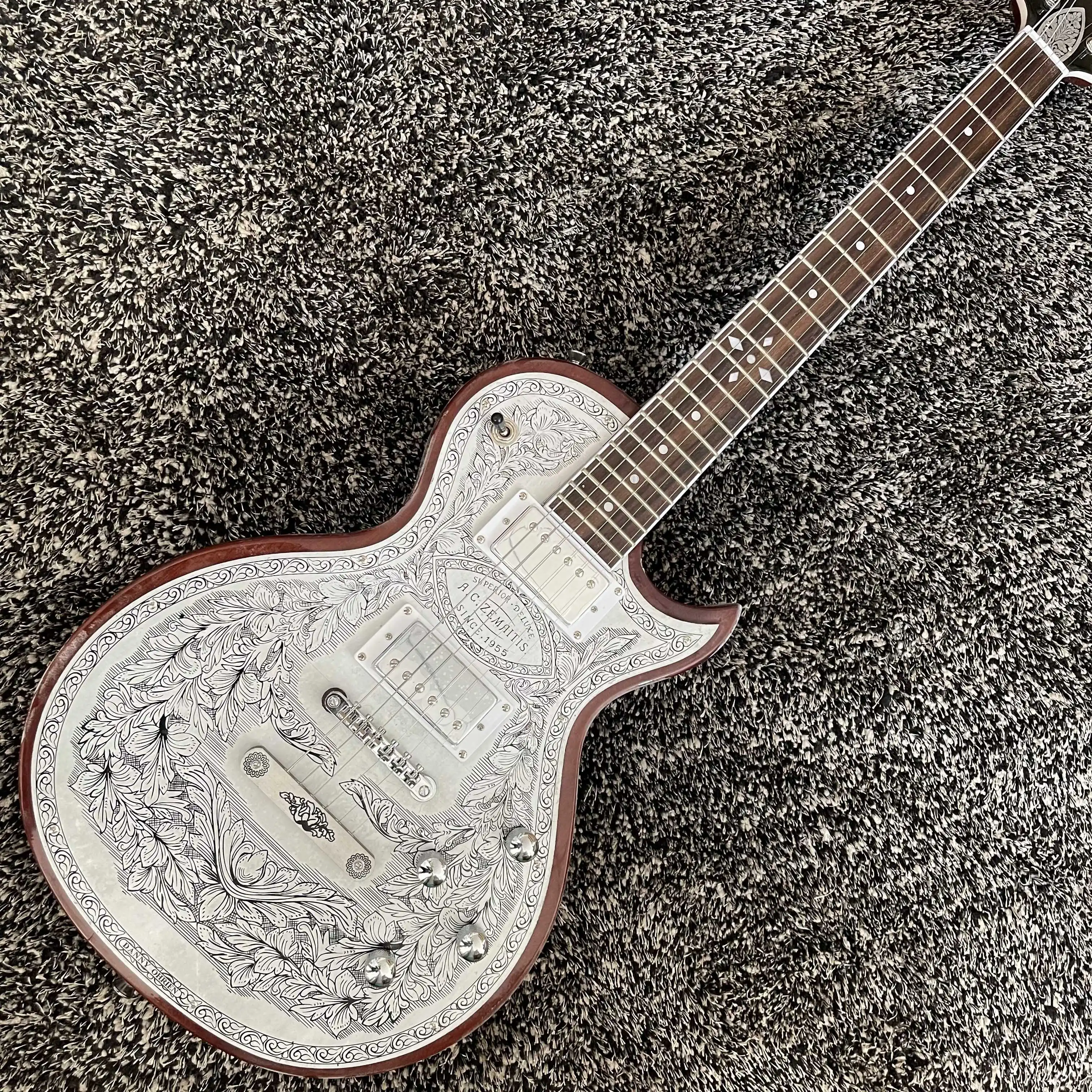 Free shipping,White, carving decorative pattern, special-shaped, unique, electric guitar,2022 new pop, high-end custom,
Free shipping,White, carving decorative pattern, special-shaped, unique, electric guitar,2022 new pop, high-end custom,