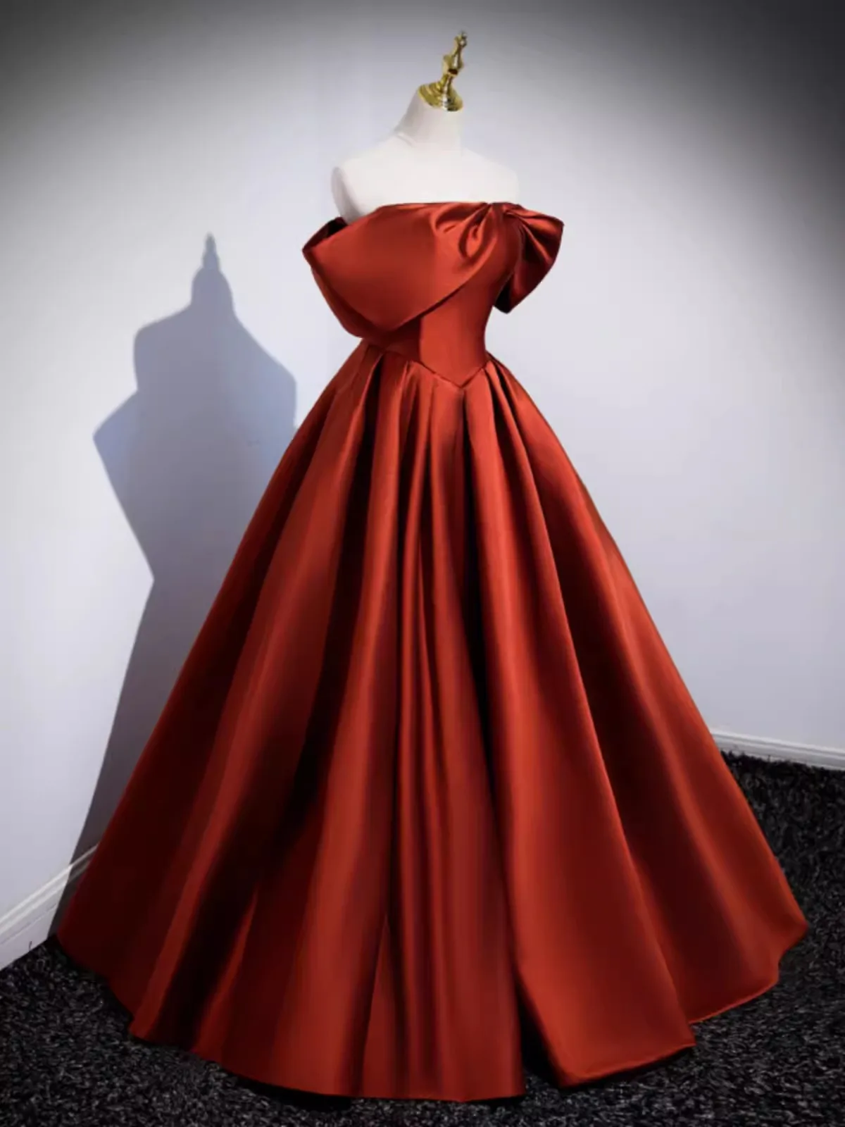 Ashely Alsa Elegant Red Bride Evening Dress Off Shouler Corset A Line Satin Women Formal Occasion Dresses Wedding Party Gown New
Ashely Alsa Elegant Red Bride Evening Dress Off Shouler Corset A Line Satin Women Formal Occasion Dresses Wedding Party Gown New