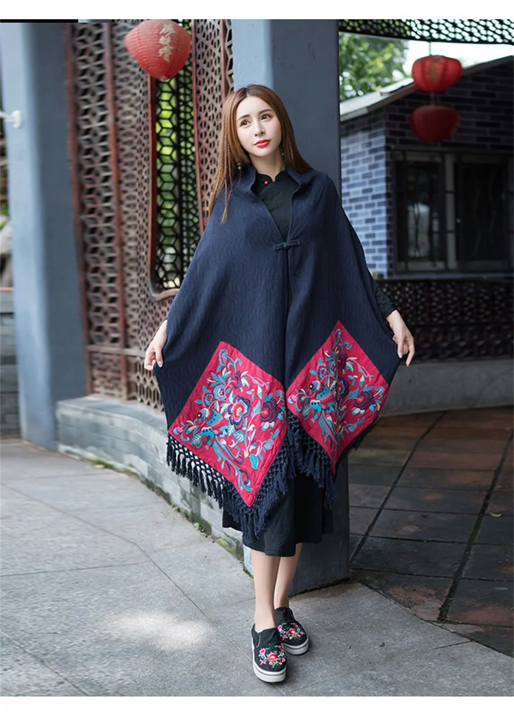 

Autumn and winter new cotton shawl Chinese romantic Su color embroidery flower scarf splicing national wind scarf woman