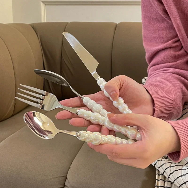 1/4Pcs Korean Luxury Pearl Cutlery Set Dinnerware Table 18/10 Stainless Steel Flatware 304 Knife Fork Spoon Western Food Suit
1/4Pcs Korean Luxury Pearl Cutlery Set Dinnerware Table 18/10 Stainless Steel Flatware 304 Knife Fork Spoon Western Food Suit