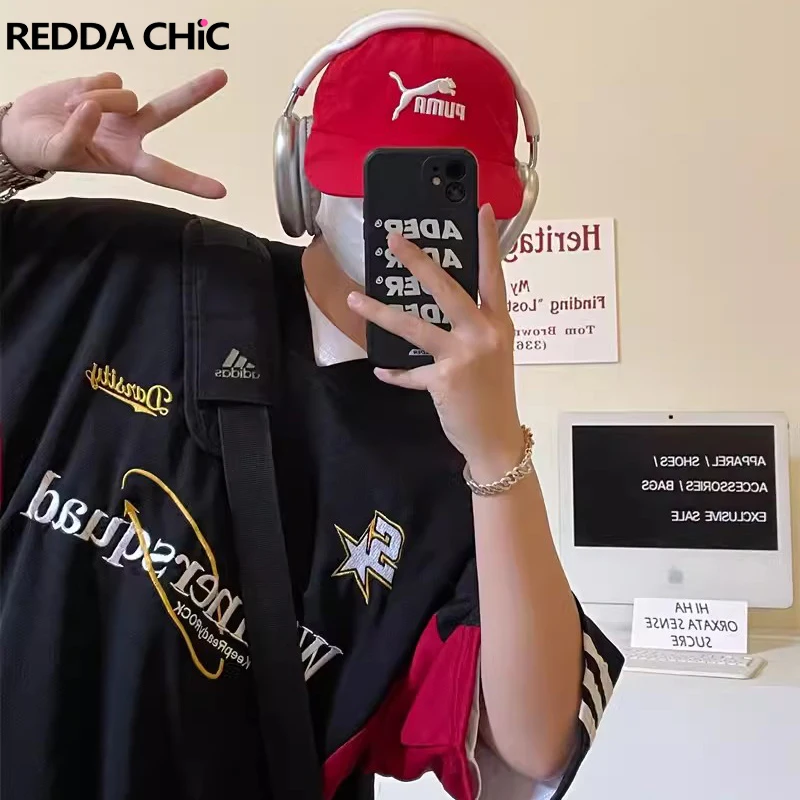 Футболка REDDACHIC Winner отряд Мужская С Вышивкой Букв, спортивный топ в стиле пэчворк, Повседневная футболка оверсайз с V-образным вырезом, Молодежная летняя одежда
Футболка REDDACHIC Winner отряд Мужская С Вышивкой Букв, спортивный топ в стиле пэчворк, Повседневная футболка оверсайз с V-образным вырезом, Молодежная летняя одежда
