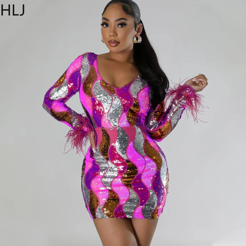 HLJ Fashion Sequin Printing Party Nightclub Rave Dresses Women Round Neck Long Sleeve Feather Bodycon Dress Female Slim Vestidos
HLJ Fashion Sequin Printing Party Nightclub Rave Dresses Women Round Neck Long Sleeve Feather Bodycon Dress Female Slim Vestidos