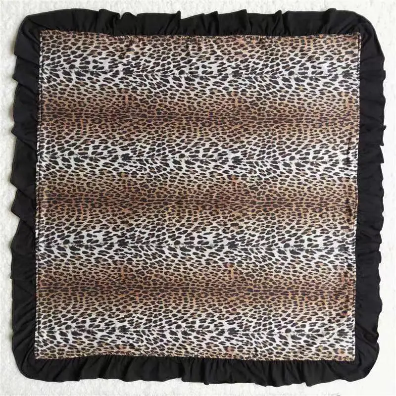 

Hot Selling RTS Custom Baby Blake Ruffle Side Muslin Swaddle Wraps N​ewborn Leopard Cottoon Blankets
