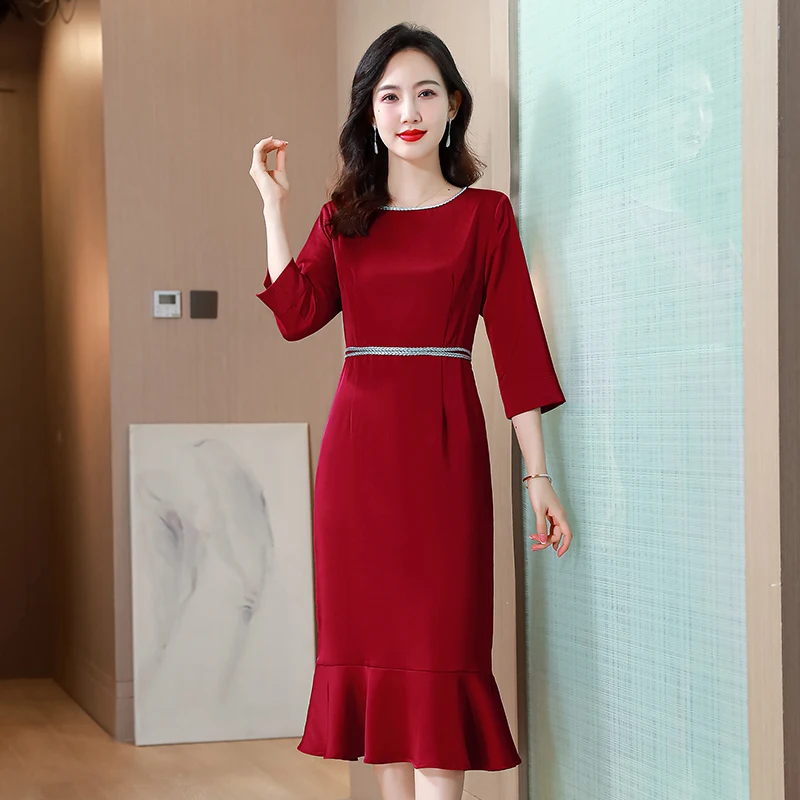 AIMEILI Women New Elegant Sequin Satin Dress High Quality Office Lady Cocktail Party Vintage Designer Business Pencil Vestidos
AIMEILI Women New Elegant Sequin Satin Dress High Quality Office Lady Cocktail Party Vintage Designer Business Pencil Vestidos
