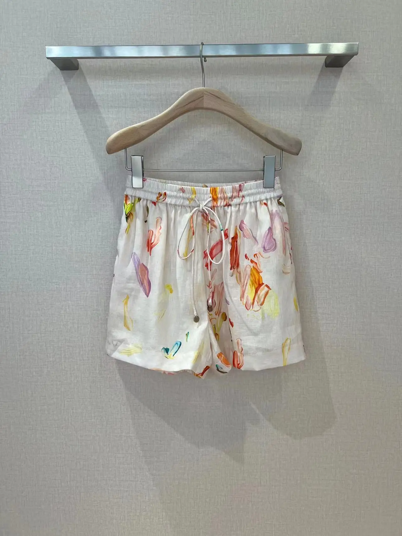 Fyion High Quality Women's Shorts Print Pocket Casual Shorts Waist Elastic Vacation Shirts Fashion Runway Spring Summer 2022 New
Fyion High Quality Women's Shorts Print Pocket Casual Shorts Waist Elastic Vacation Shirts Fashion Runway Spring Summer 2022 New