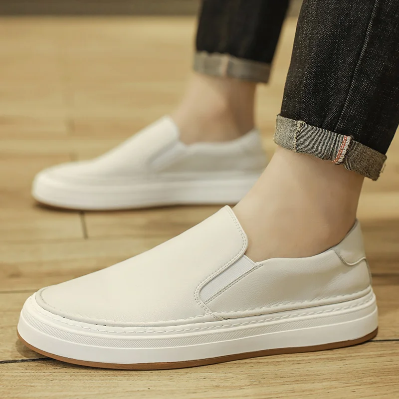 Genuine Leather Loafers Men slip on men Design Moccasins Fashion Soft Flat Casual Men Shoes Adult Male Footwear Boat Shoes men
Genuine Leather Loafers Men slip on men Design Moccasins Fashion Soft Flat Casual Men Shoes Adult Male Footwear Boat Shoes men