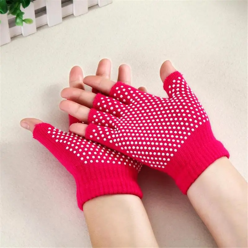 Women Workout Gloves Women's Half Finger Yoga Gloves Enhanced Palm Protection Fingerless Workout Gym Gloves With Wrist Support
Women Workout Gloves Women's Half Finger Yoga Gloves Enhanced Palm Protection Fingerless Workout Gym Gloves With Wrist Support