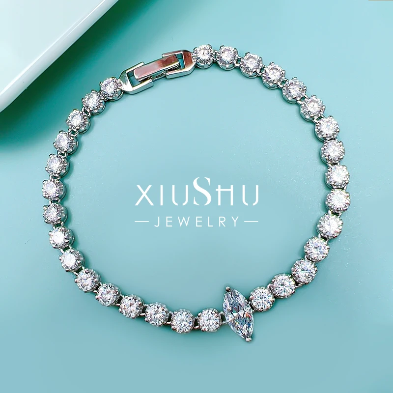 Модный женский серебряный универсальный браслет «конский глаз», инкрустированный высокоуглеродистыми бриллиантами, элегантный и элегантный новый стиль
Модный женский серебряный универсальный браслет «конский глаз», инкрустированный высокоуглеродистыми бриллиантами, элегантный и элегантный новый стиль